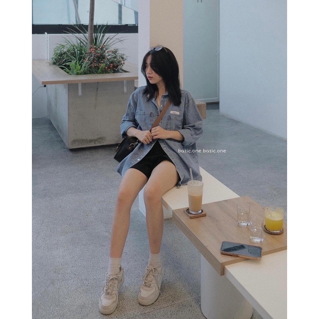 Sơ mi denim dài tay in tag, sơ mi bò dài tay oversize Bazic one