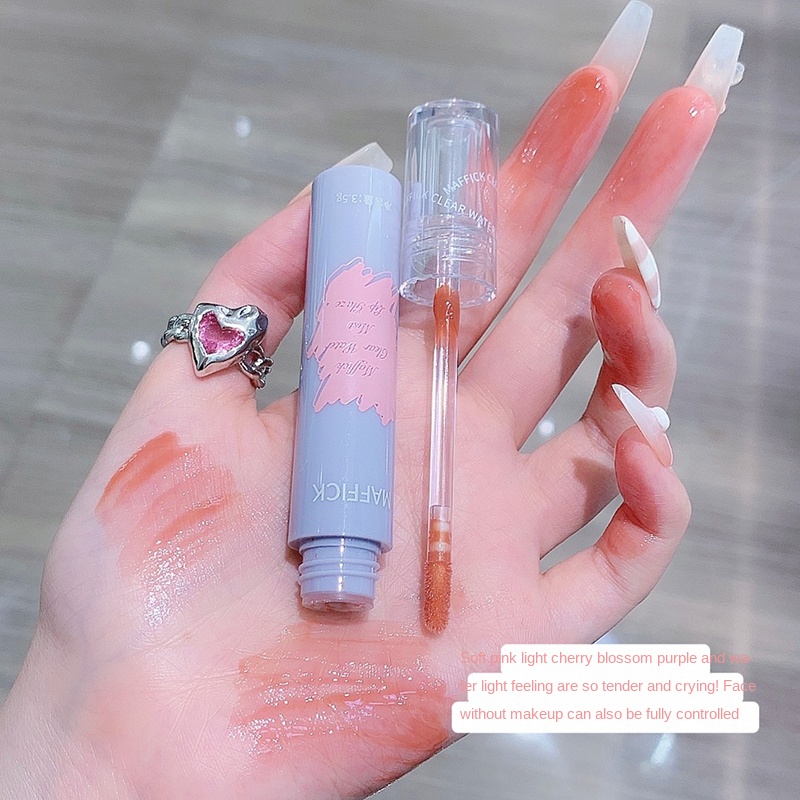 Son Môi Chống Thấm Nước Và Mồ Hôi Với Màu Sắc Ấn Tượng