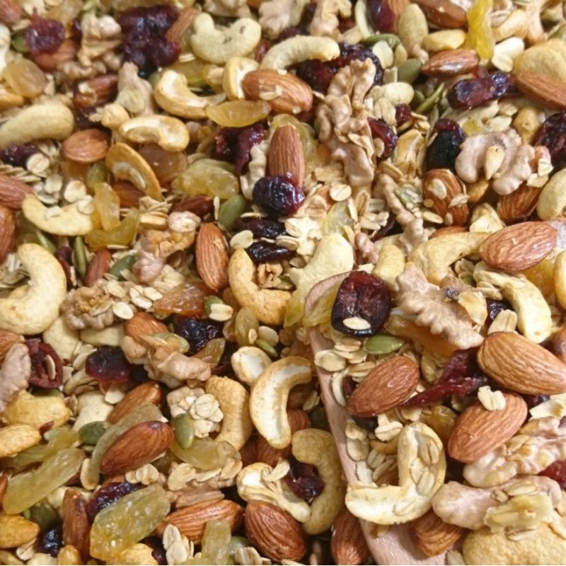 500GRAM GRANOLA SIÊU HẠT CAO CẤP (NGŨ CỐC ĂN KIÊNG,NGŨ CỐC HẠT BÀ BẦU,ÓC CHÓ,HẠNH NHÂN,HẠT ĐIỀU, HẠT BÍ, K MACCA,MAC CA