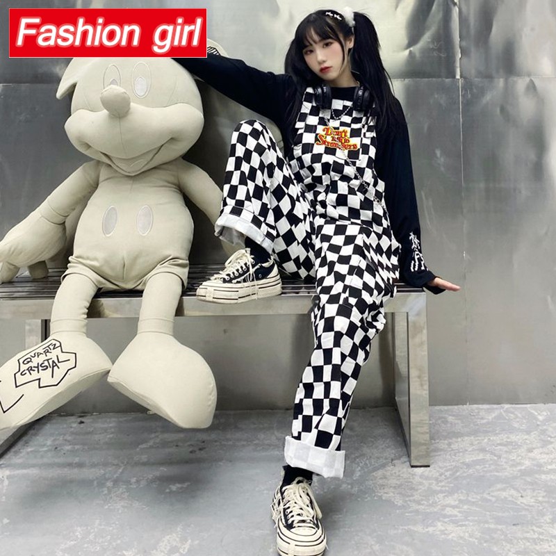 Quần Yếm Kẻ Sọc Trắng Đen Thời Trang Trẻ Trung