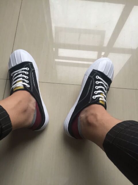 Giầy sục thể thao nam