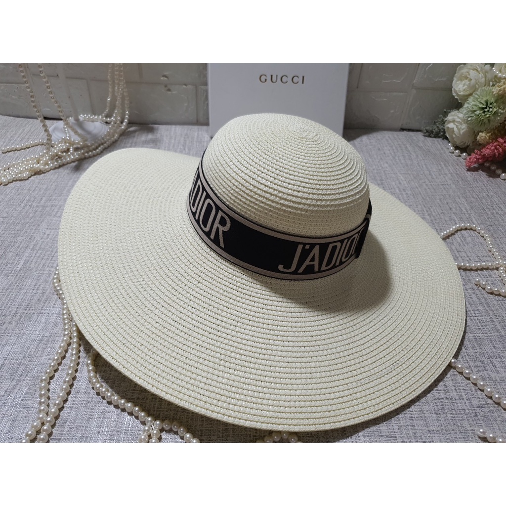 Nón đi biển vành rộng sang Chảnh kiểu hót nhất 2022