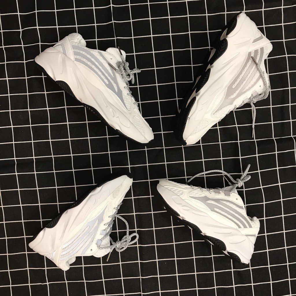 [Mã FAGREEN245 giảm 10% tối đa 30k đơn từ 99k] Giày thể thao nam nữ phản quang YZPQ Tặng tất đẹp [FREE SHIP] | BigBuy360 - bigbuy360.vn