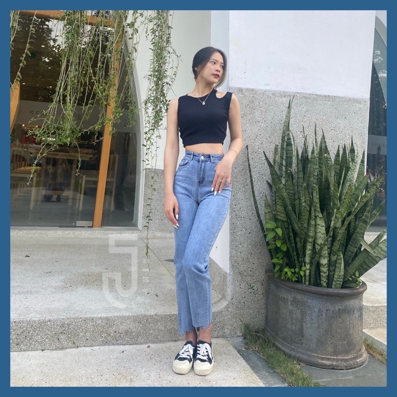 Áo croptop nữ ba lỗ JEANIE form ôm body khoét vai, kiểu basic dễ phối đồ chất đẹp
