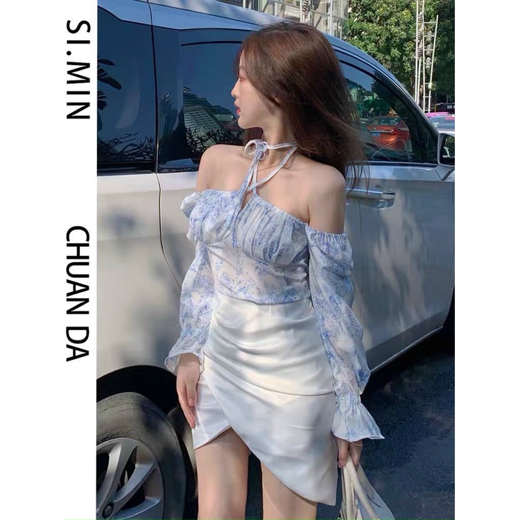 SET ÁO VOAN HOA XANH TAY LOE TAY DÀI CỔ VUÔNG TRỄ BẸT HỞ VAI LƯNG DÂY ĐAN CỘT ĐEO CỔ+CHÂN VÁY TRẮNG LỆCH TÀ ĐẮP CHÉO