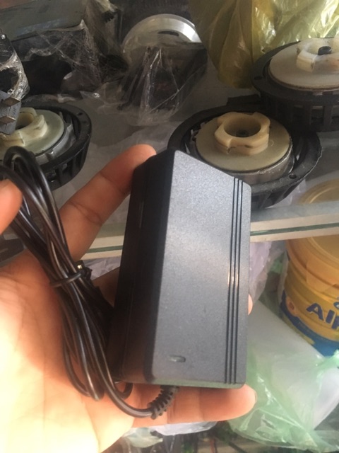 Củ sạc xe ôtô điện 12v | BigBuy360 - bigbuy360.vn