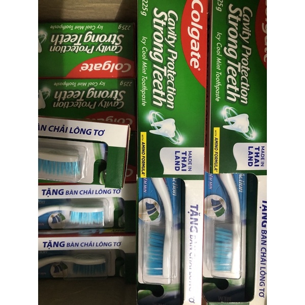 kem đánh răng colgate 225g combo 10 cây tặng kèm bàn chải mỗi cây