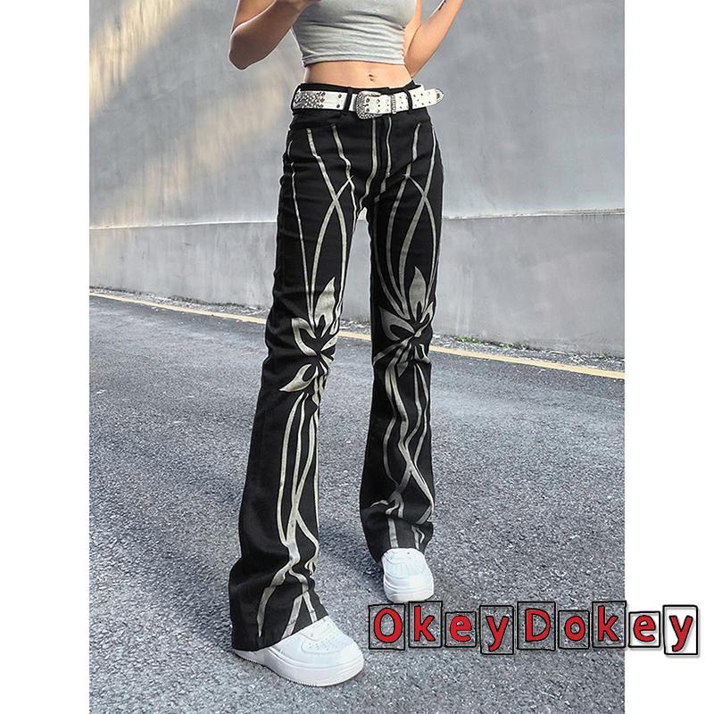 Quần jeans cắt thấp màu sắc graffiti có túi cho nữ