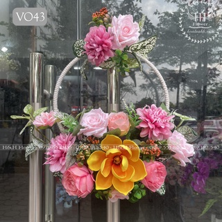 Vòng nguyệt quế treo tường, hoa lụa cao cấp - ảnh thật shop chụp