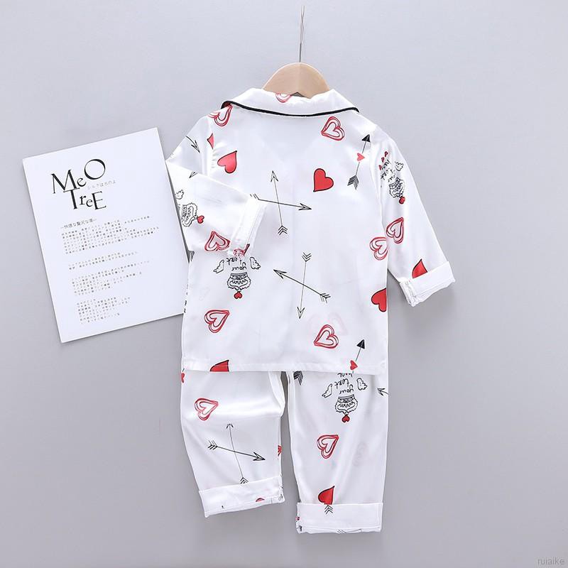 Bộ Đồ Ngủ Pijama Ngắn Tay Vải Lụa Satin In Họa Tiết Trái Tim, Mũi Tên + Quần Dài Cho Bé