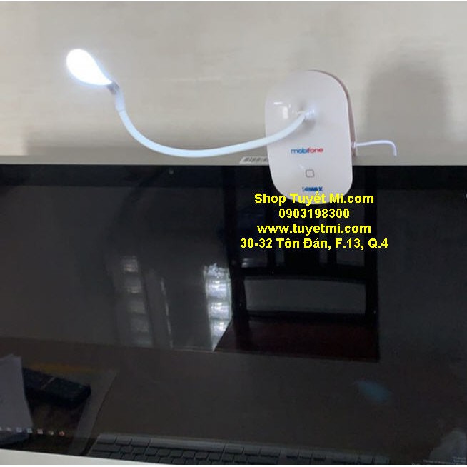 Đèn led sạc kẹp bàn chống cận KRMAX Mobi