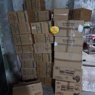1 thùng khẩu trang kf94( 300 chiếc trắng)