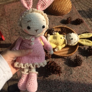 Thỏ khúc cây móc len - thỏ len 30cm cả tai