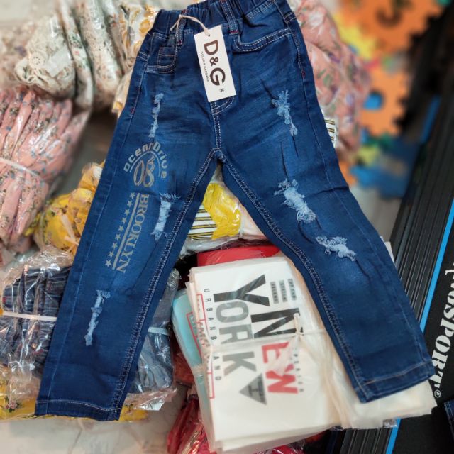 Combo 2 Quần jean dài bé trai size 18-38kg(nguyenquactrung)