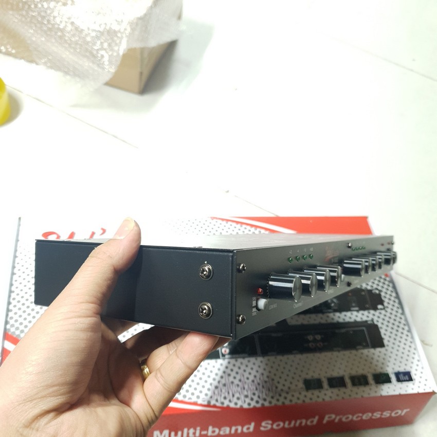 Máy nâng tiếng hát IDOL AUDIO TP-100 - Nút chỉnh bằng nhốm