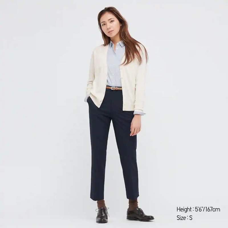 Áo khoác len cardigan nữ cổ tim dòng Extra Fine Merino Wool của Uniqlo