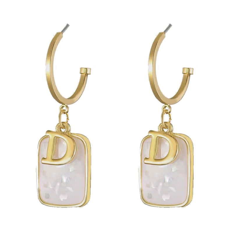 Khuyên tai thiết kế phong cách Hàn Quốc cho nữ