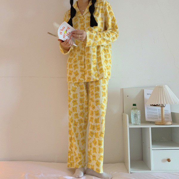 Bộ ngủ pijama dài tay mặt gấu Pooh vàng vải cotton