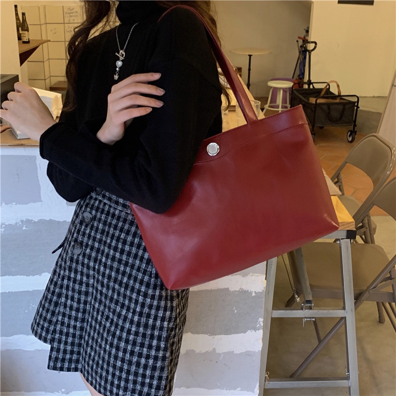 Túi Đeo Vai Cỡ Lớn Bằng Da Bóng Phong Cách retro Thời Trang Cho Nữ