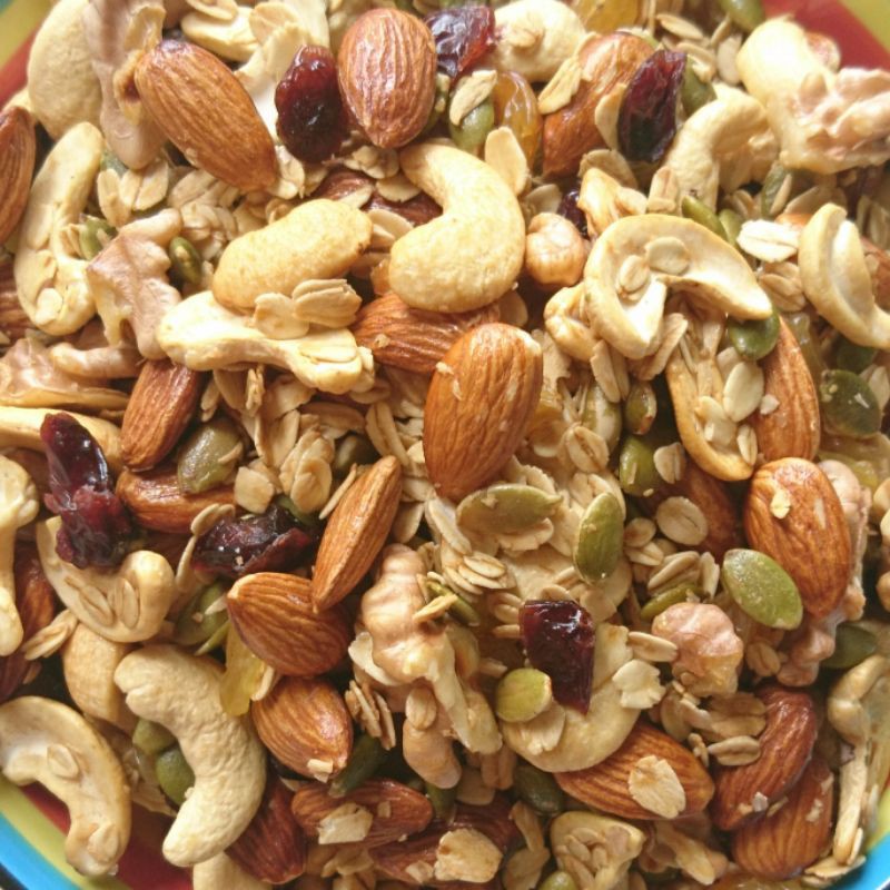 500gram Granola cao cấp nhiều loại hạt và trái cây không đường(Ngũ cốc ăn kiêng,ăn sáng,hạnh nhân,óc chó,hạt điều) macca