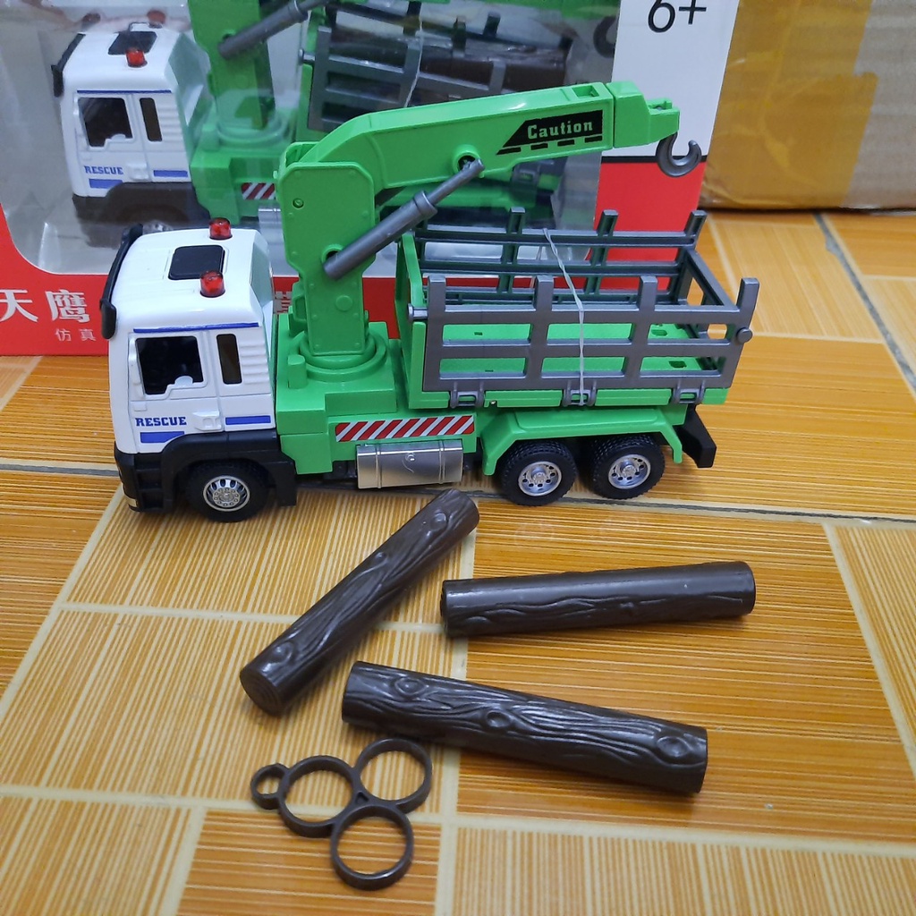 Xe mô hình ô tô chở gỗ có cẩu móc đồ chơi trẻ em tỉ lệ 1:50 xe bằng hợp kim nhựa có âm thanh và đèn
