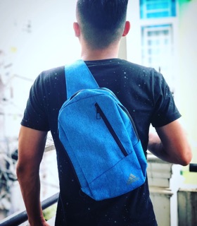 Túi đeo chéo Adidas !