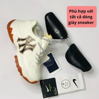 Shoes tree - Cây giữ form giày snaker