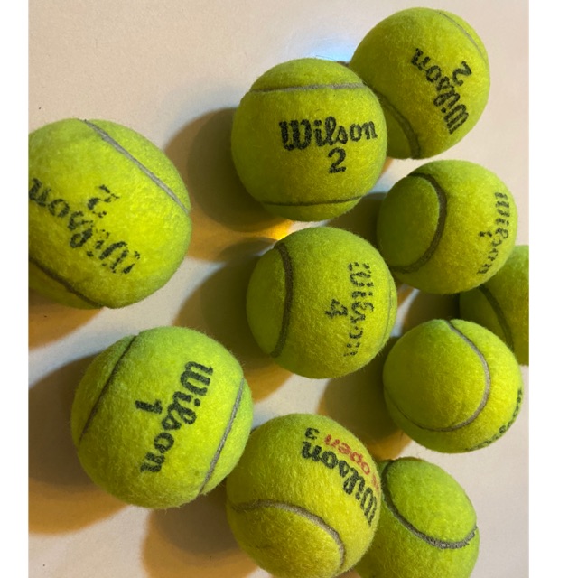 Độ mới 70-80% Banh Tennis Bóng Tennis giá rẽ chất lượng tốt .Mua 4 trái kèm 1 hộp Wilson