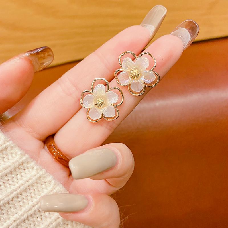 Bông Tai Hình Hoa Phong Cách Hàn Quốc 2021 Cho Nữ