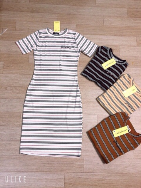 Váy body cổ tròn chất liệu cotton tăm duyên dáng | BigBuy360 - bigbuy360.vn