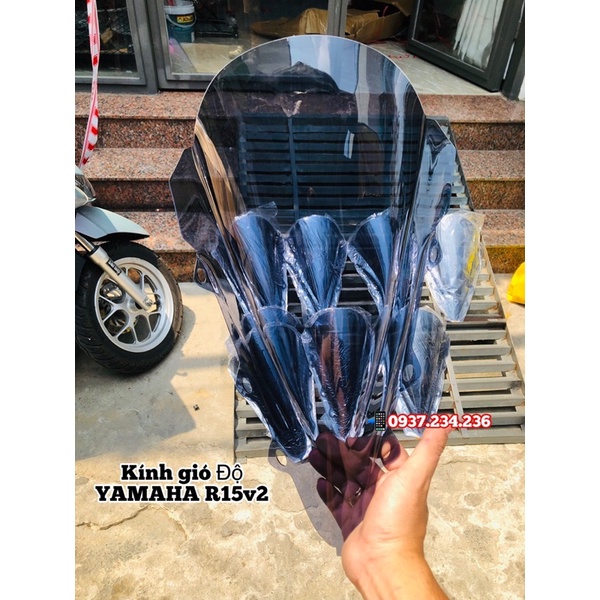 Kính Chắn Gió Yamaha R15v2 vòm cao đẹp - hàng nhập thailand