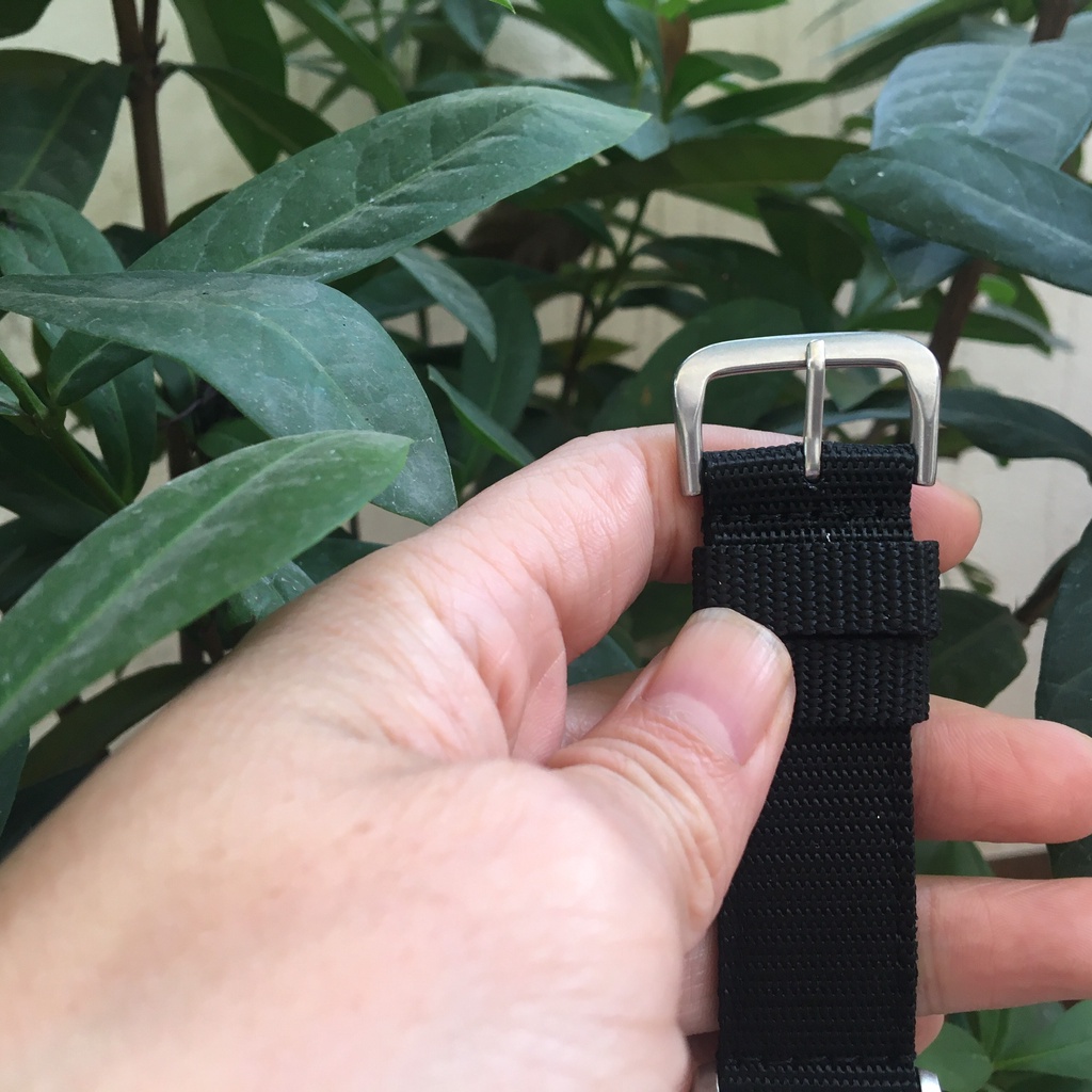 Đồng hồ nam Seiko 5 Quân Đội dây dù