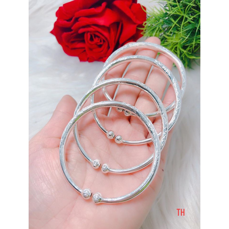 VÒNG TAY BẠC TA NGUYÊN CHẤT
