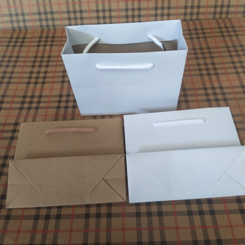 Túi giấy đựng quà - túi giấy 100c - túi quà tặng - túi giấy trắng