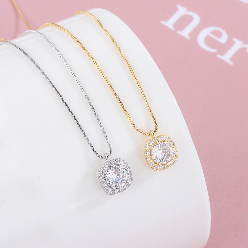 Vòng cổ Đính Đá Zircon Kiểu Dáng Đơn Giản Sang Trọng Cho Nữ