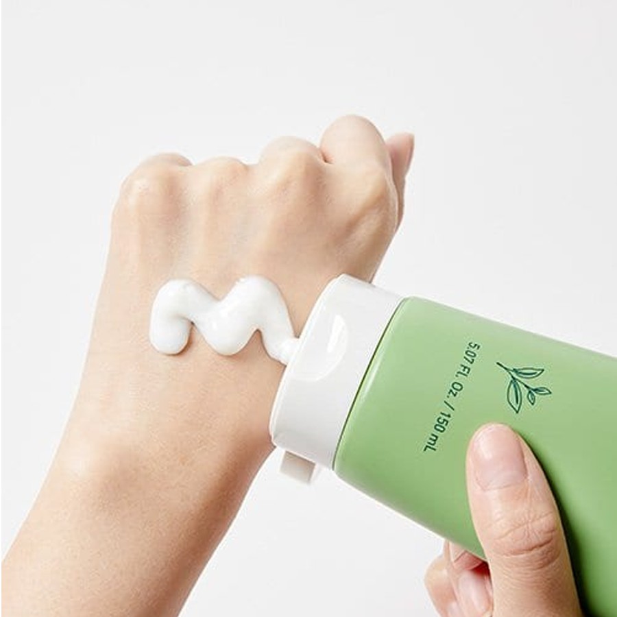 Sữa rửa mặt trà xanh Innisfree Green Tea Cleansing Foam Mẫu mới 150ml | BigBuy360 - bigbuy360.vn