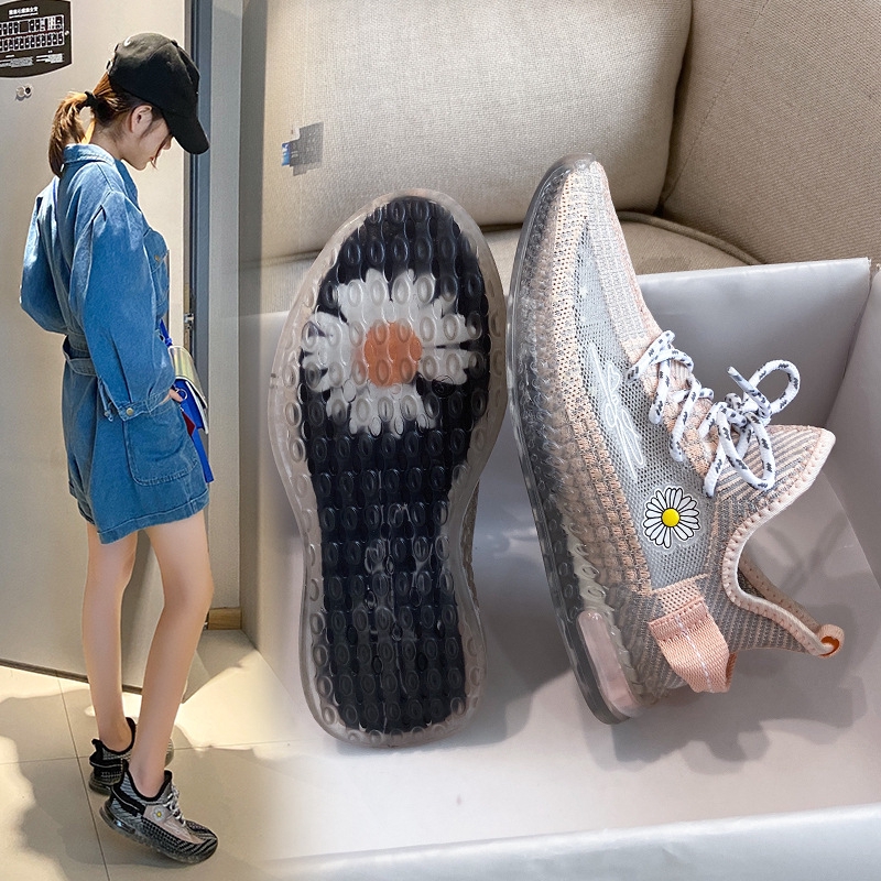 Giày Thể Thao Yeezy Phối Lưới Họa Tiết Hoa Cúc Dạ Quang Kiểu Hàn Quốc Cá Tính