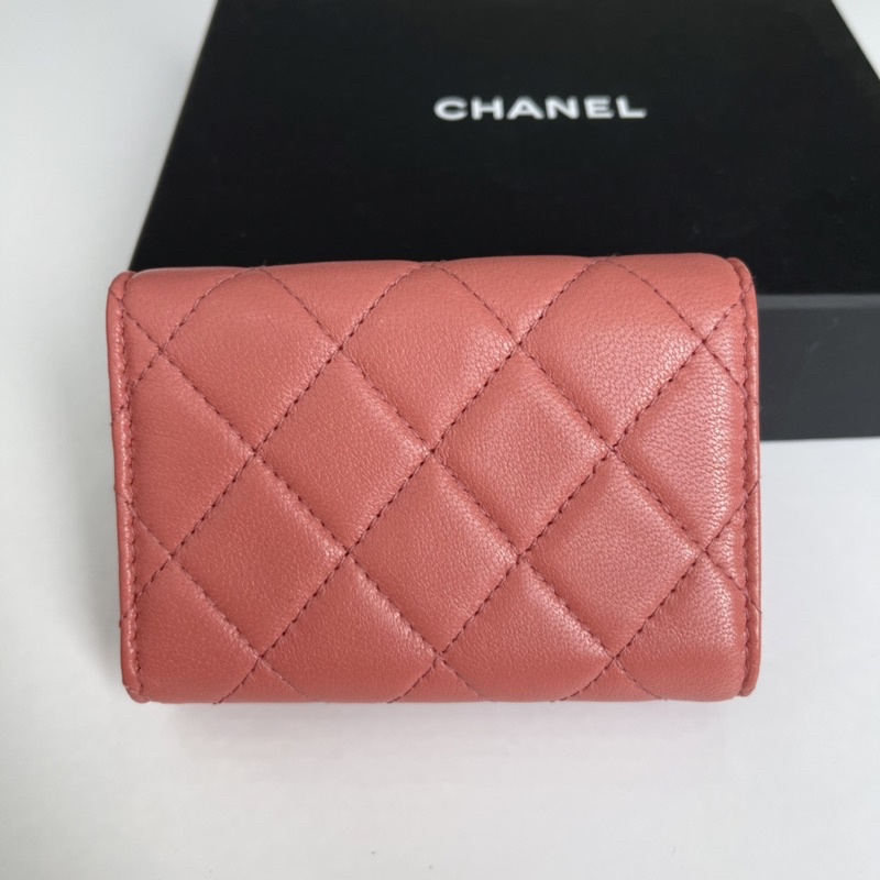 Ví gập 3 Chanel C19