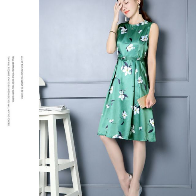 Đầm hoa lụa satin trẻ trung