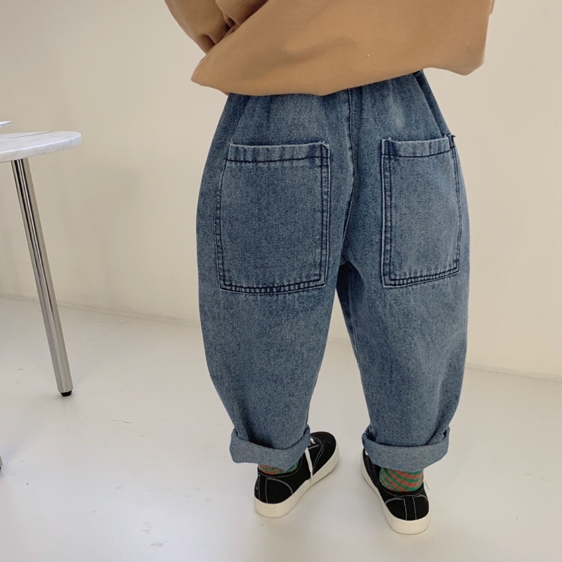 Quần jeans cho bé dáng suông dài phối túi trước và sau quần màu đen, xanh nhạt QD03