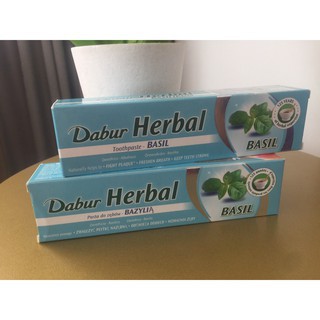 [Tặng quà]Kem đánh răng thảo dược húng quế Dabur Herbal 155g