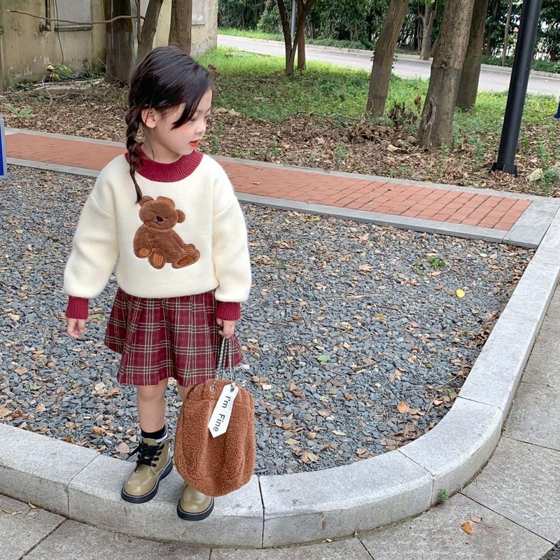 Set len gấu kèm chân váy dạ cho bé gái