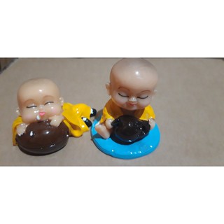 Chú Tiểu Gỏ Mõ Nhiều Màu