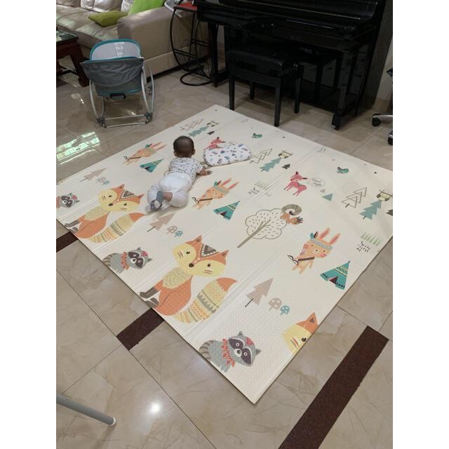 Thảm Xốp Xpe trải sàn Gấp Gọn cho Bé Và Gia Đình , 2 Mặt chống thấm chống trơn , kích thước chuẩn 1m8x2m