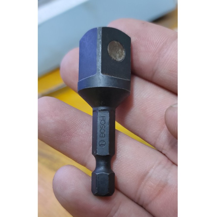 Đầu Chuyển Bắn Vít Sang Bulong 1/2&quot; Của BOSCH - Loại Chống Rớt Khi Làm Việc Trên Cao