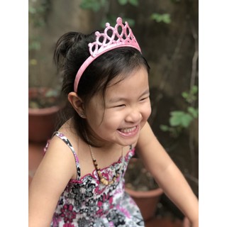 Bờm tóc vương miện