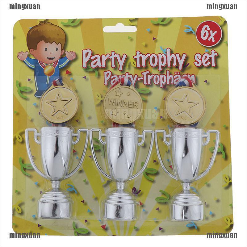 1 (Hàng Mới Về) Set 3 Món Đồ Chơi Bằng Nhựa Màu Vàng Kim + 3 Dụng Cụ Trophy Cho Trẻ Em