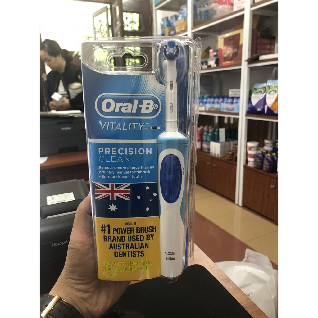 Bàn chải điện người lớn Oral -B