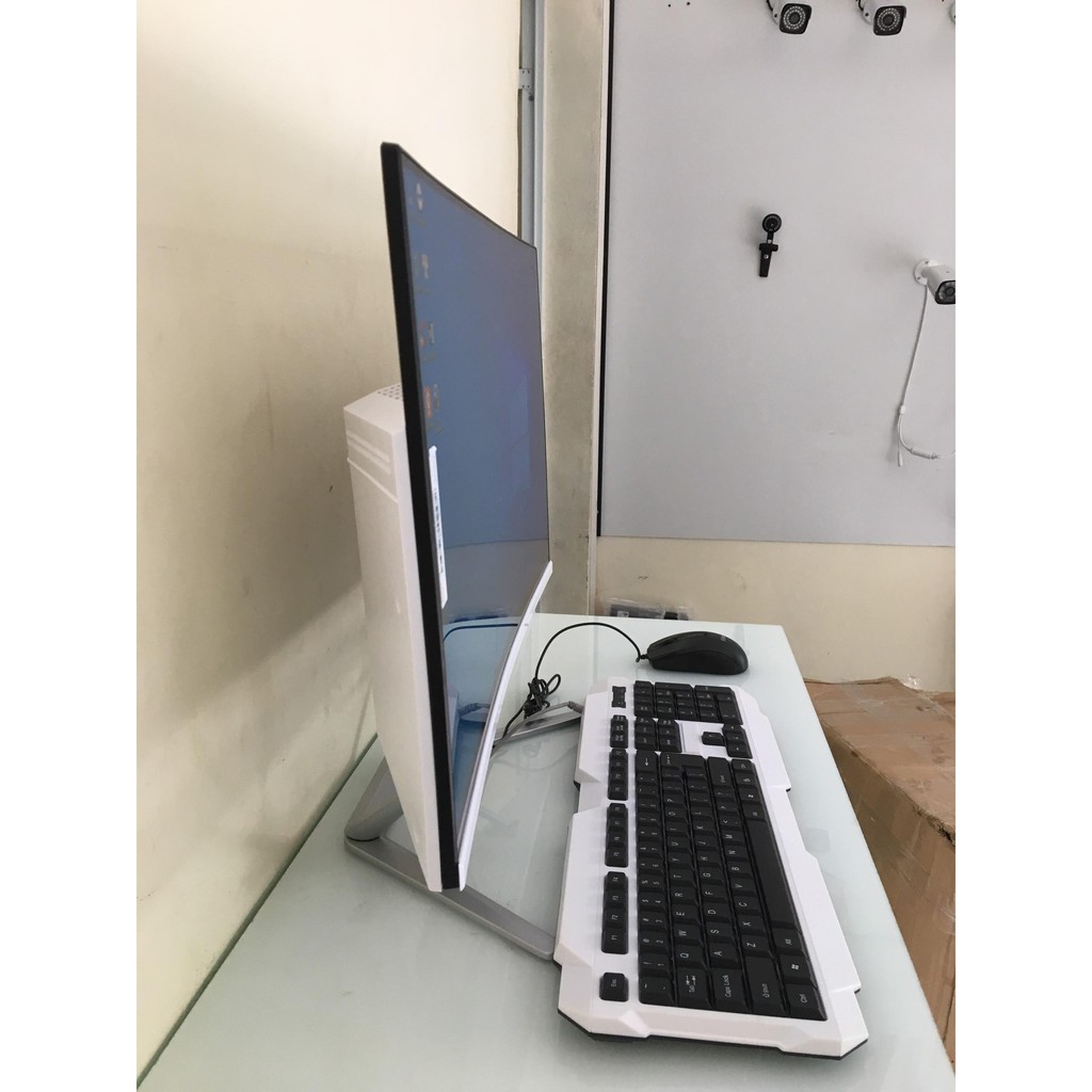 Màn hình cong 24 full view, CPU intel i3 2100 (3.1Ghz) , Ram DDR3 4G/1600, SSD 240G, Chipset H61 (wifi+ key mouse) | BigBuy360 - bigbuy360.vn