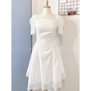 Váy trắng dáng xoè kỷ yếu - dự tiệc